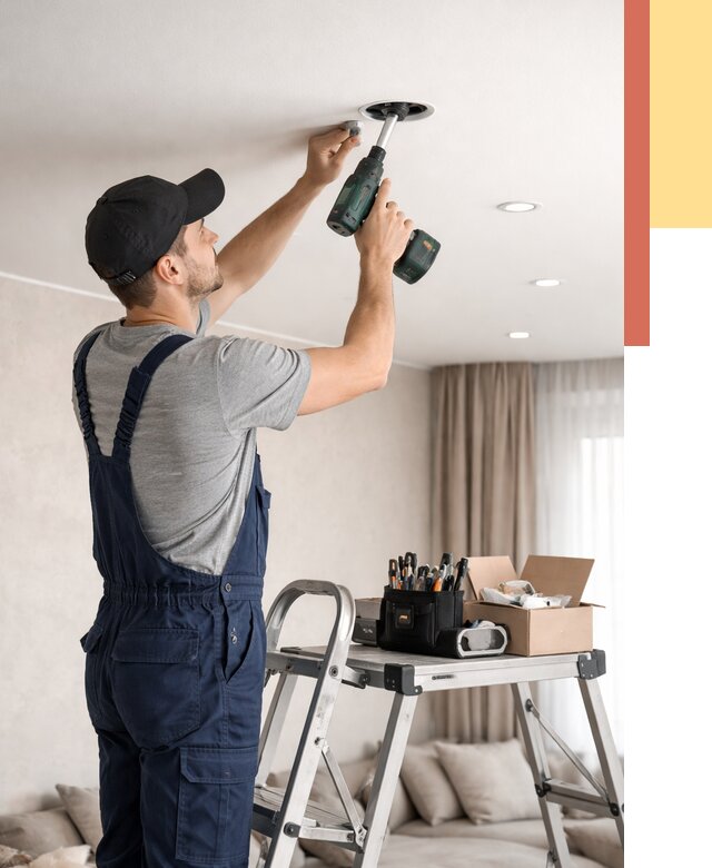 Установка и монтаж точечных светильников в натяжной потолок в Воткинске от 1865 руб. | ОТДЕЛОЧНИК-Втк